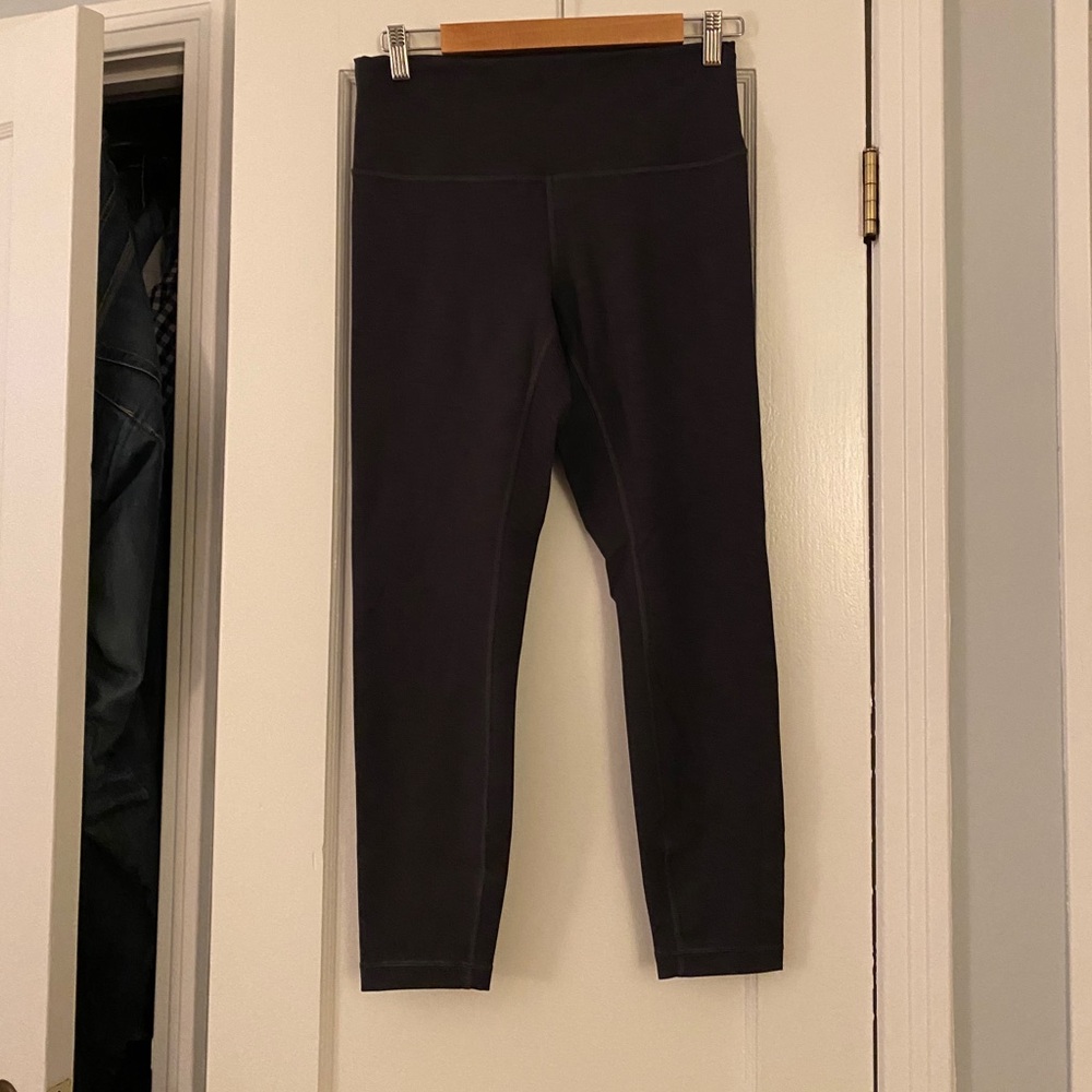 Lululemon Wunder Under Train